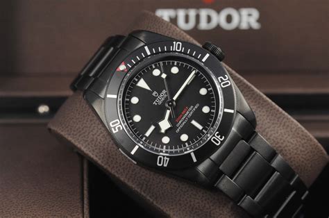 Tudor Heritage Black Bay Watch With In